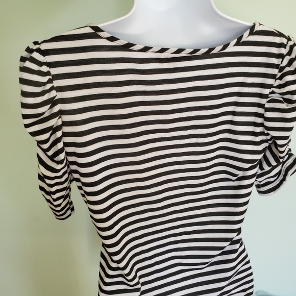 JW Style Ruched Sleeve Striped Top - Picture 2 of 3
